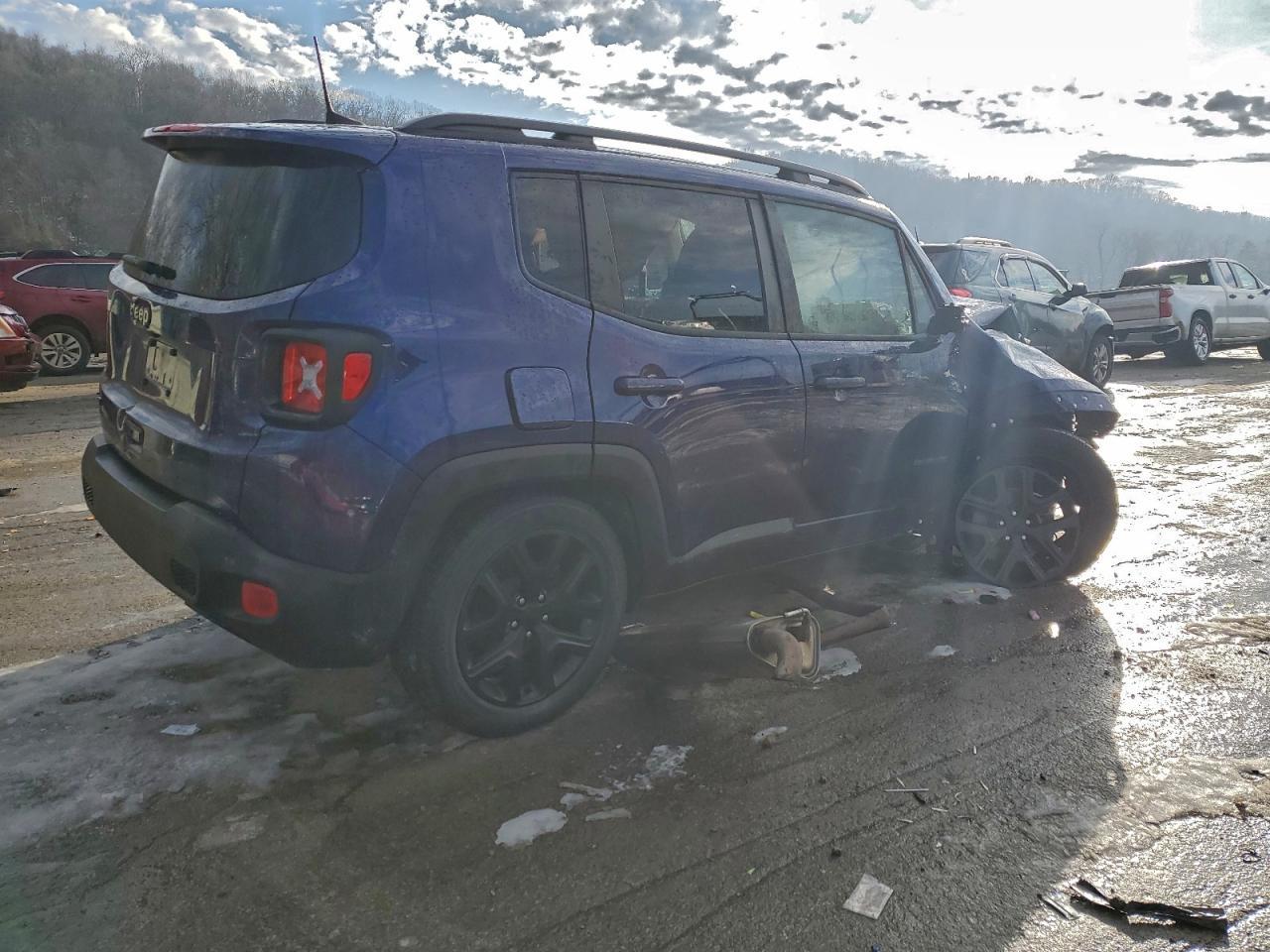 2018 Jeep Renegade Latitude - Фото 3