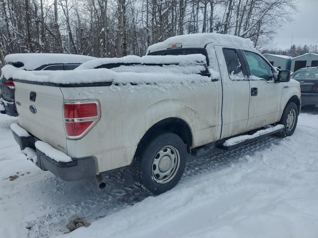 2013 Ford F150 Super Cab - Image 3