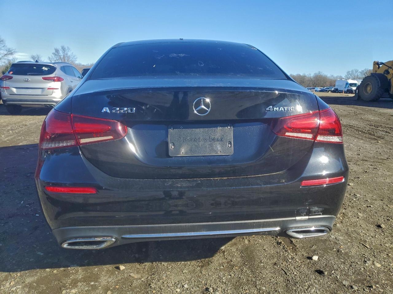 2020 Mercedes-Benz A 220 4Matic - Фото 6