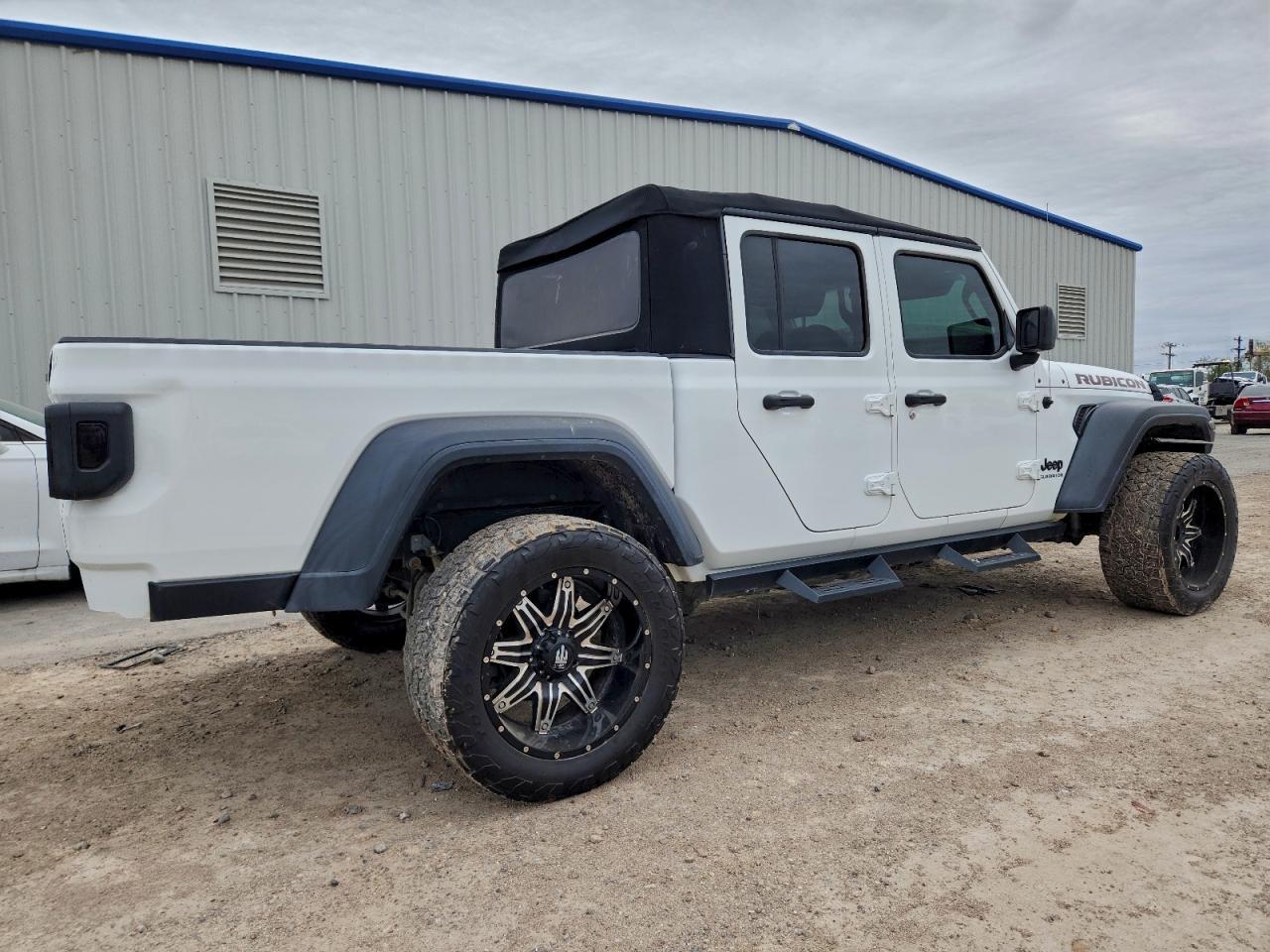 2020 Jeep Gladiator Sport - Фото 3