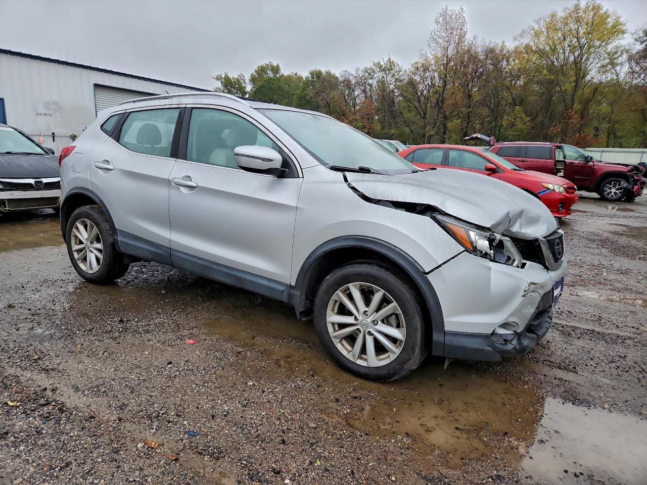 2018 Nissan Rogue Sport S - Фото 4