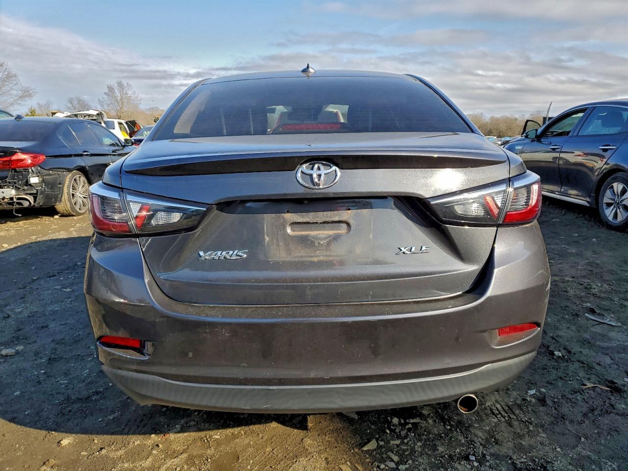 2019 Toyota Yaris L - Image 6
