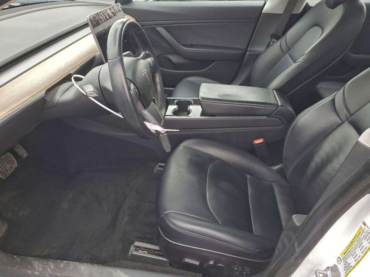 2018 Tesla Model 3 - Image 7