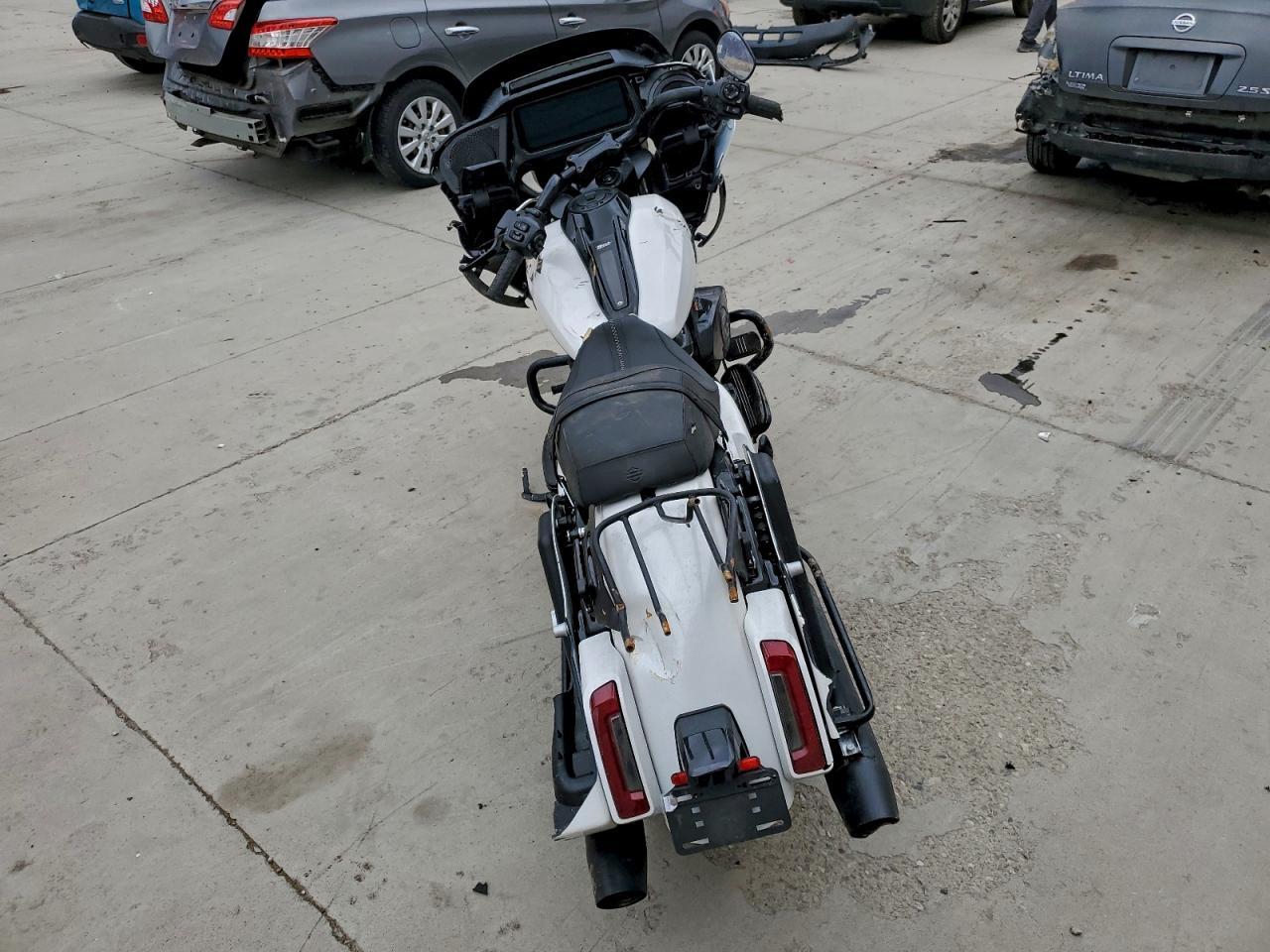 2025 Harley-Davidson Fltrx - Image 4