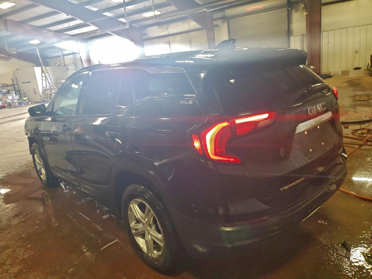 2021 GMC Terrain Sle - Фото 2