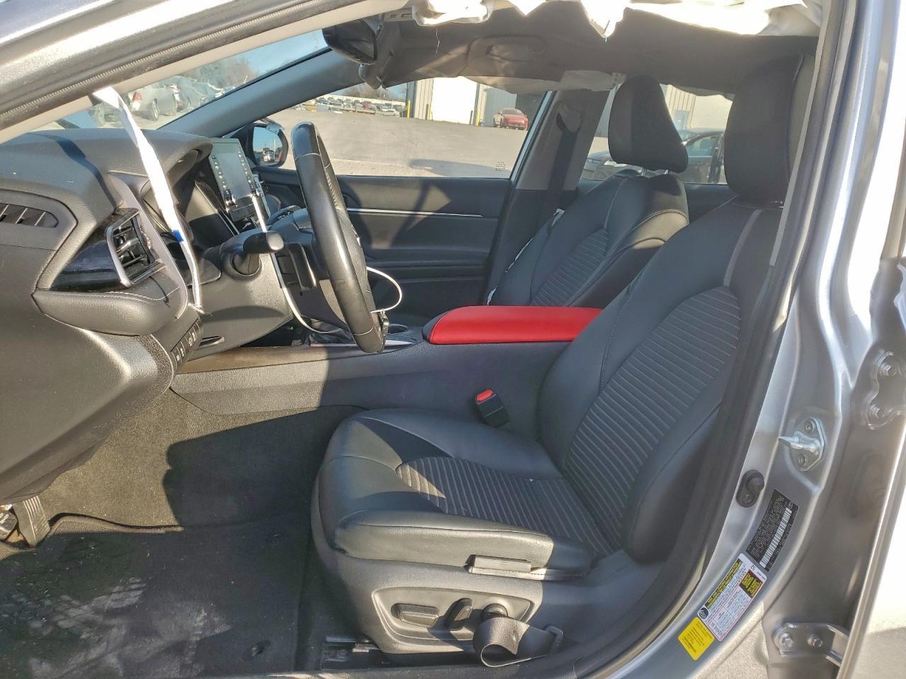 2023 Toyota Camry Se - Фото 7