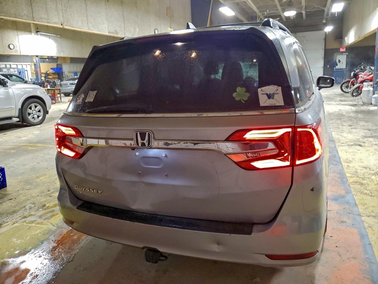 2018 Honda Odyssey Ex - Image 6