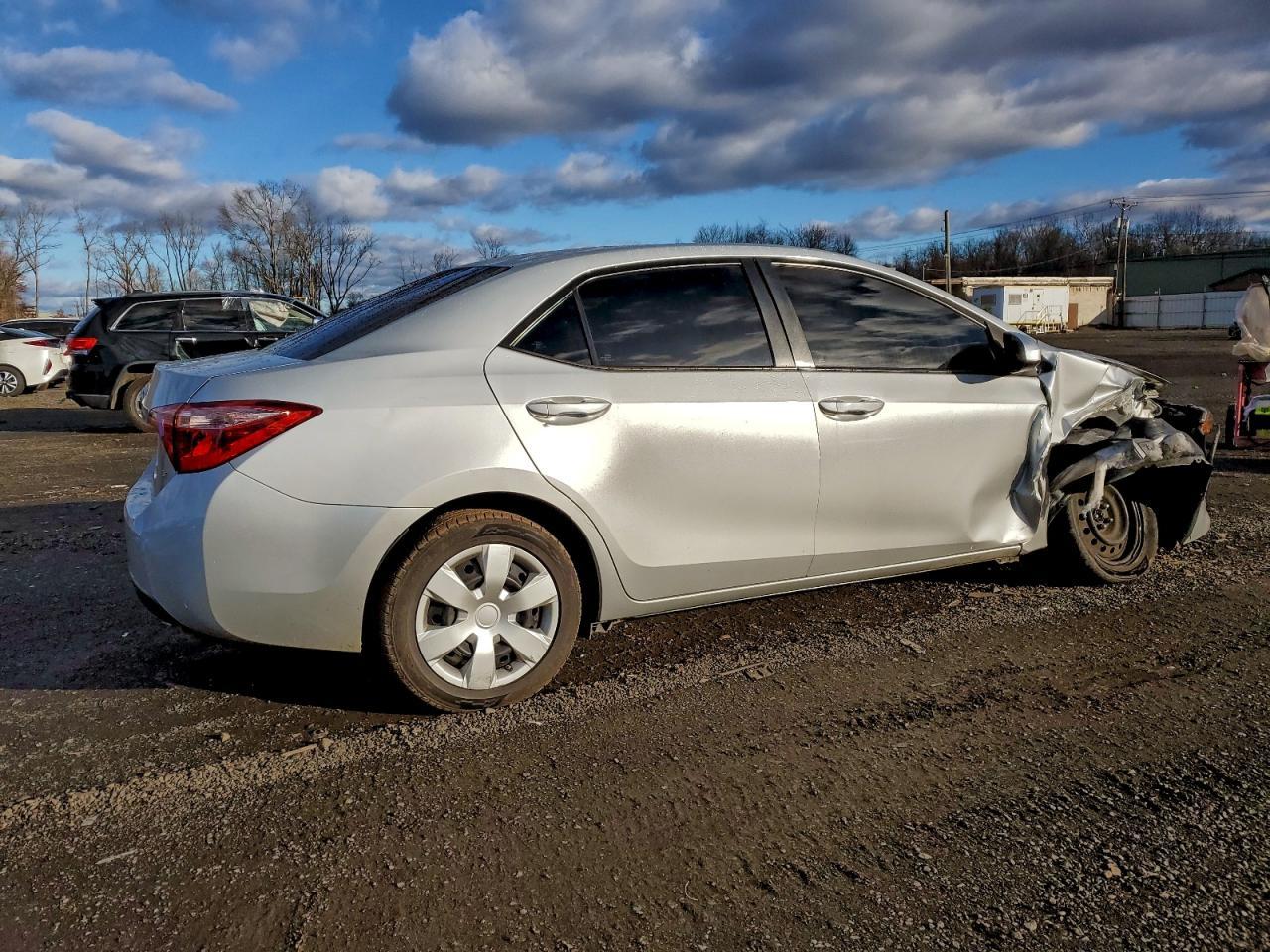 2018 Toyota Corolla L - Фото 3