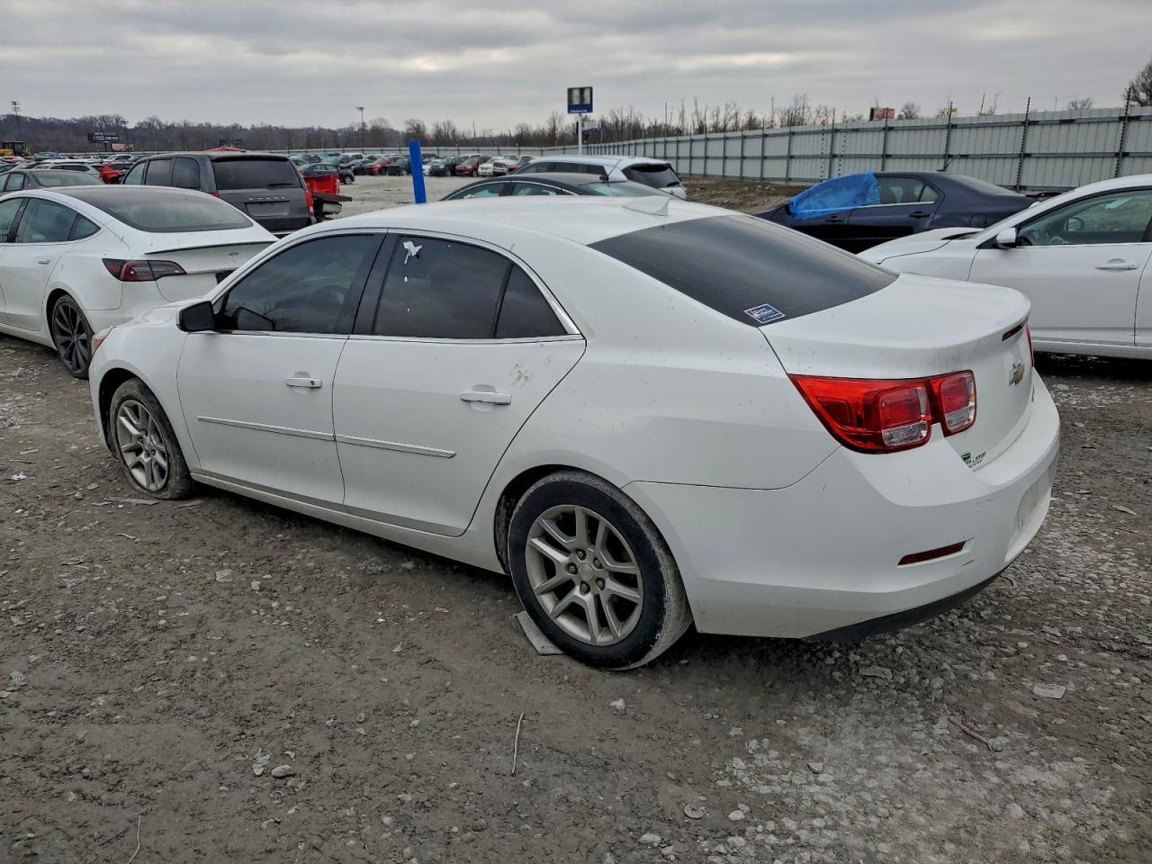 2016 Chevrolet Malibu Limited Lt - Фото 2