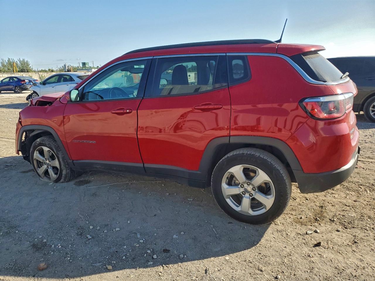 2019 Jeep Compass Latitude - Фото 2