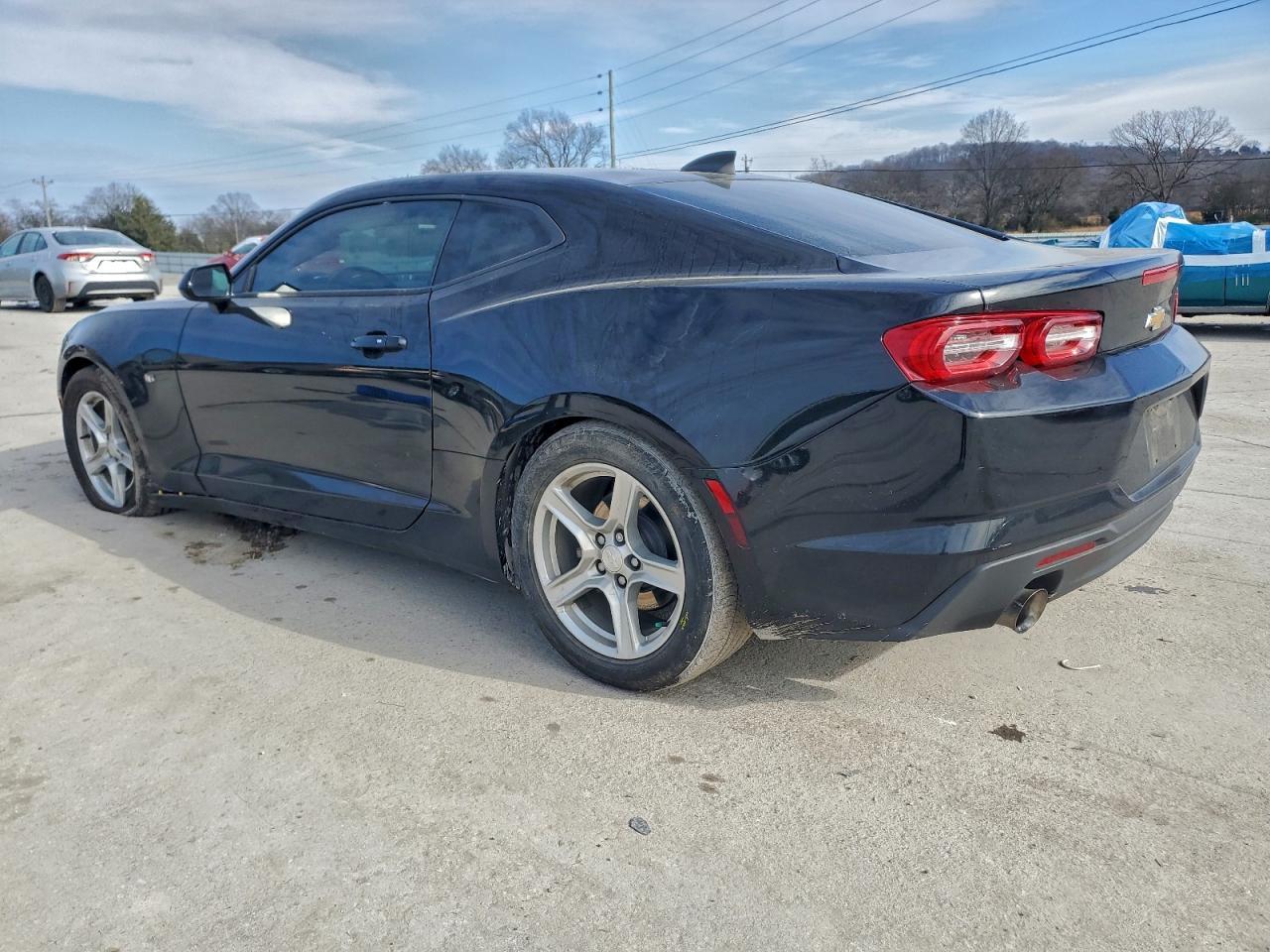 2020 Chevrolet Camaro Ls - Фото 2