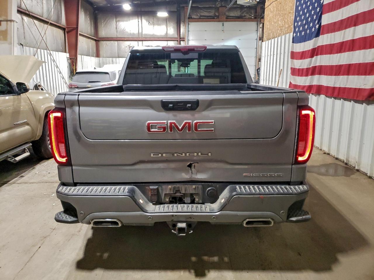 2024 GMC Sierra K1500 Denali - Фото 6