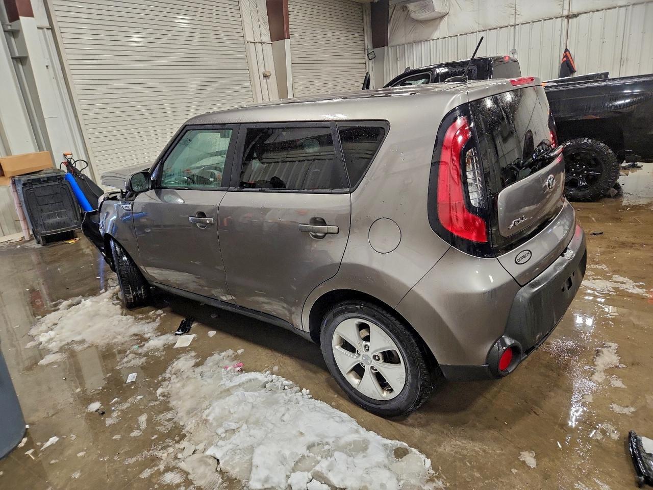 2016 Kia Soul Base - Image 2
