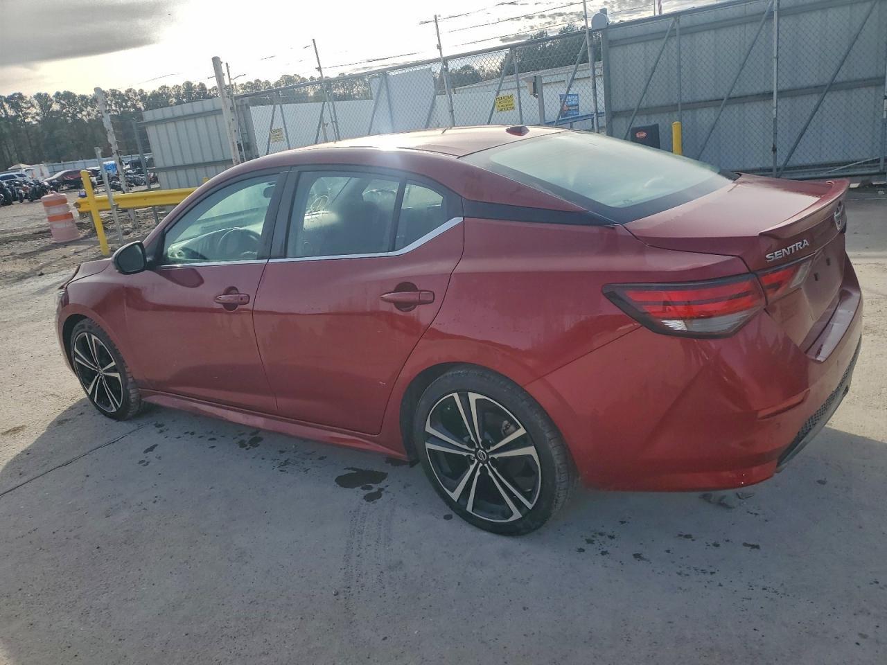 2022 Nissan Sentra Sr - Фото 2