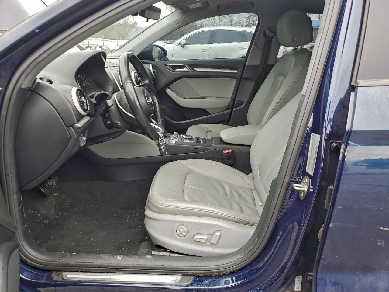 2017 Audi A3 Premium - Фото 7