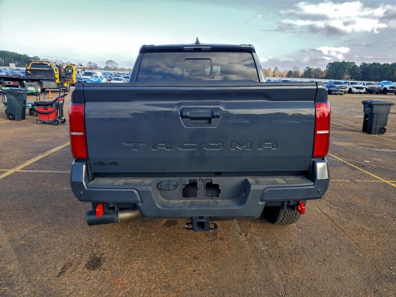 2024 Toyota Tacoma Double Cab - Фото 6