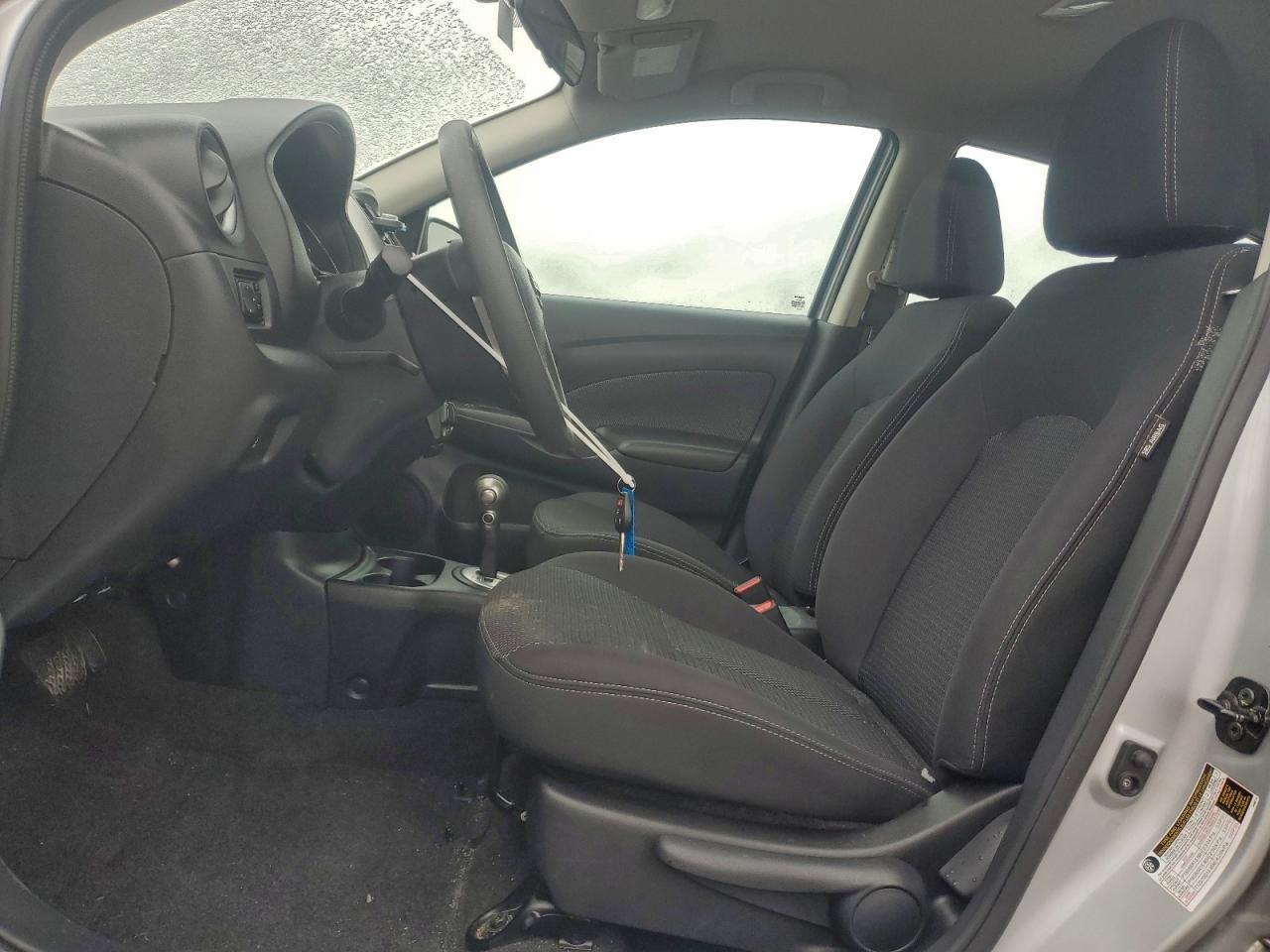 2015 Niss Versa 1.6 Sv - Фото 7