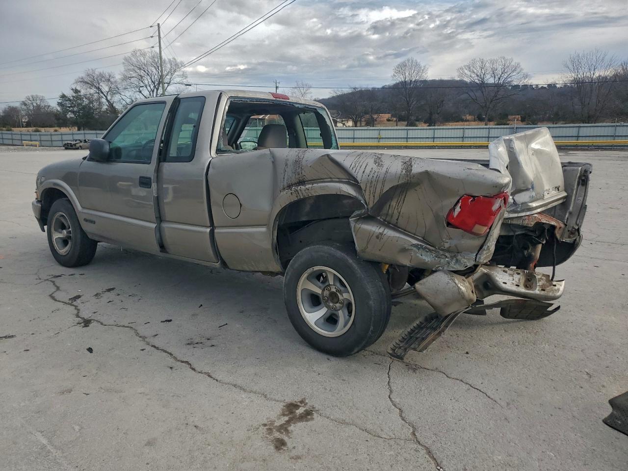 2003 Chevrolet S Truck S10 - Фото 2