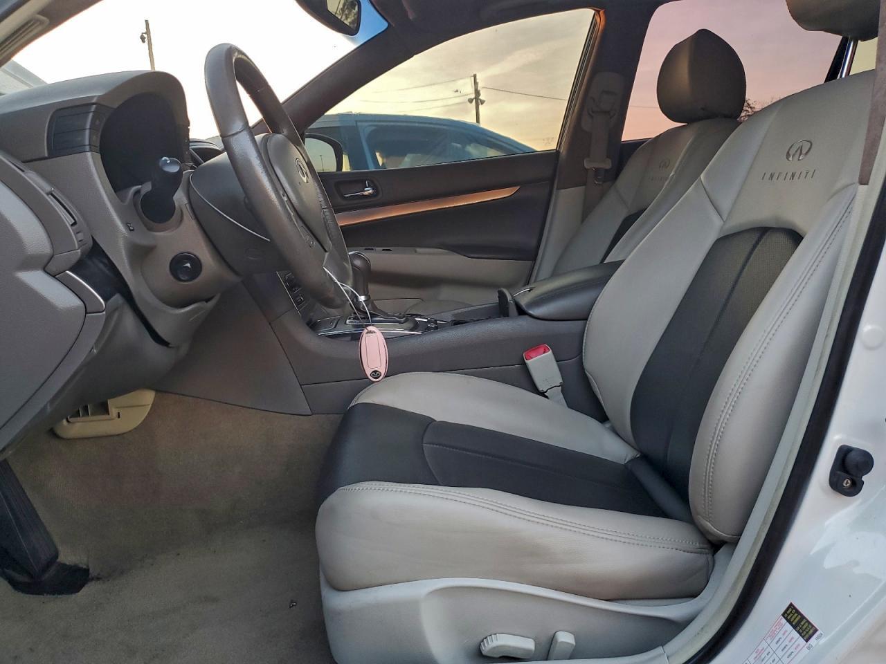 2012 Infiniti G37 Base - Фото 7