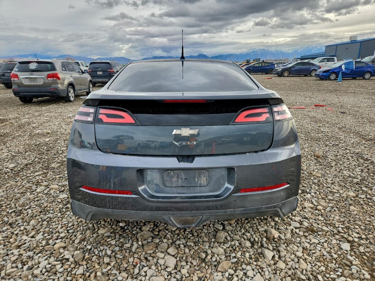 2013 Chevrolet Volt - Image 6