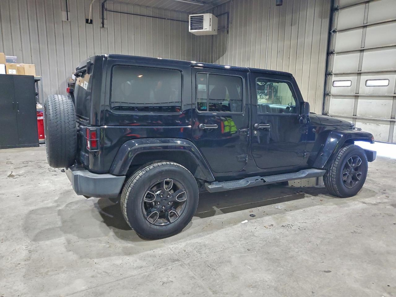2018 Jeep Wrangler Unlimited Sahara - Image 3