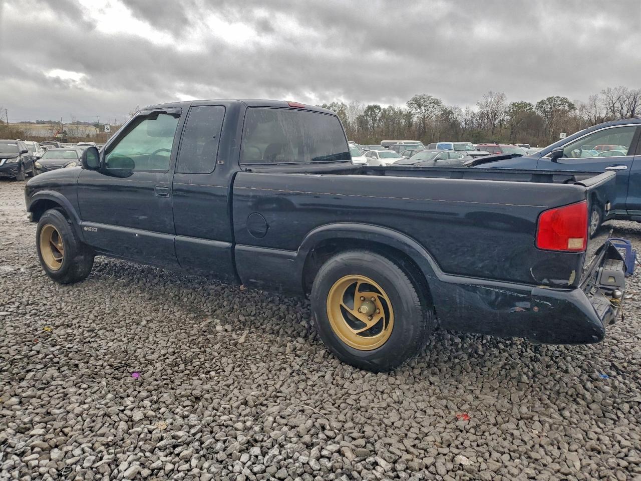 1997 Chevrolet S Truck S10 - Image 2