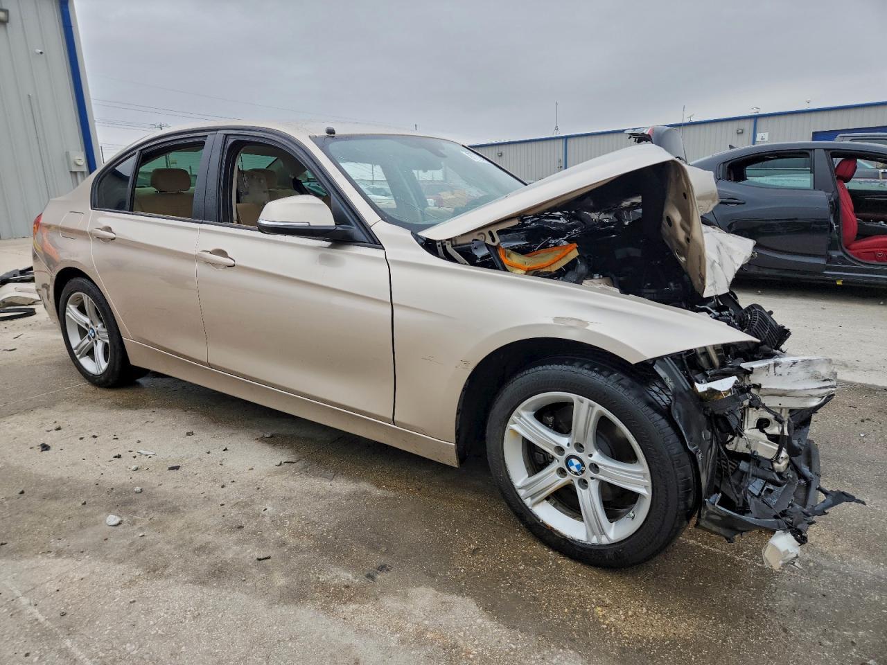 2014 BMW 320 I - Image 4