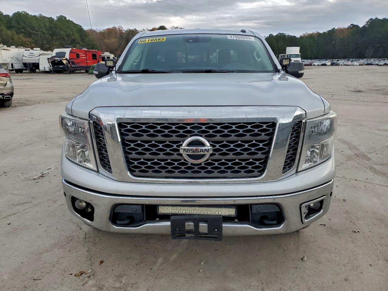 2018 Nissan Titan Sv - Фото 5
