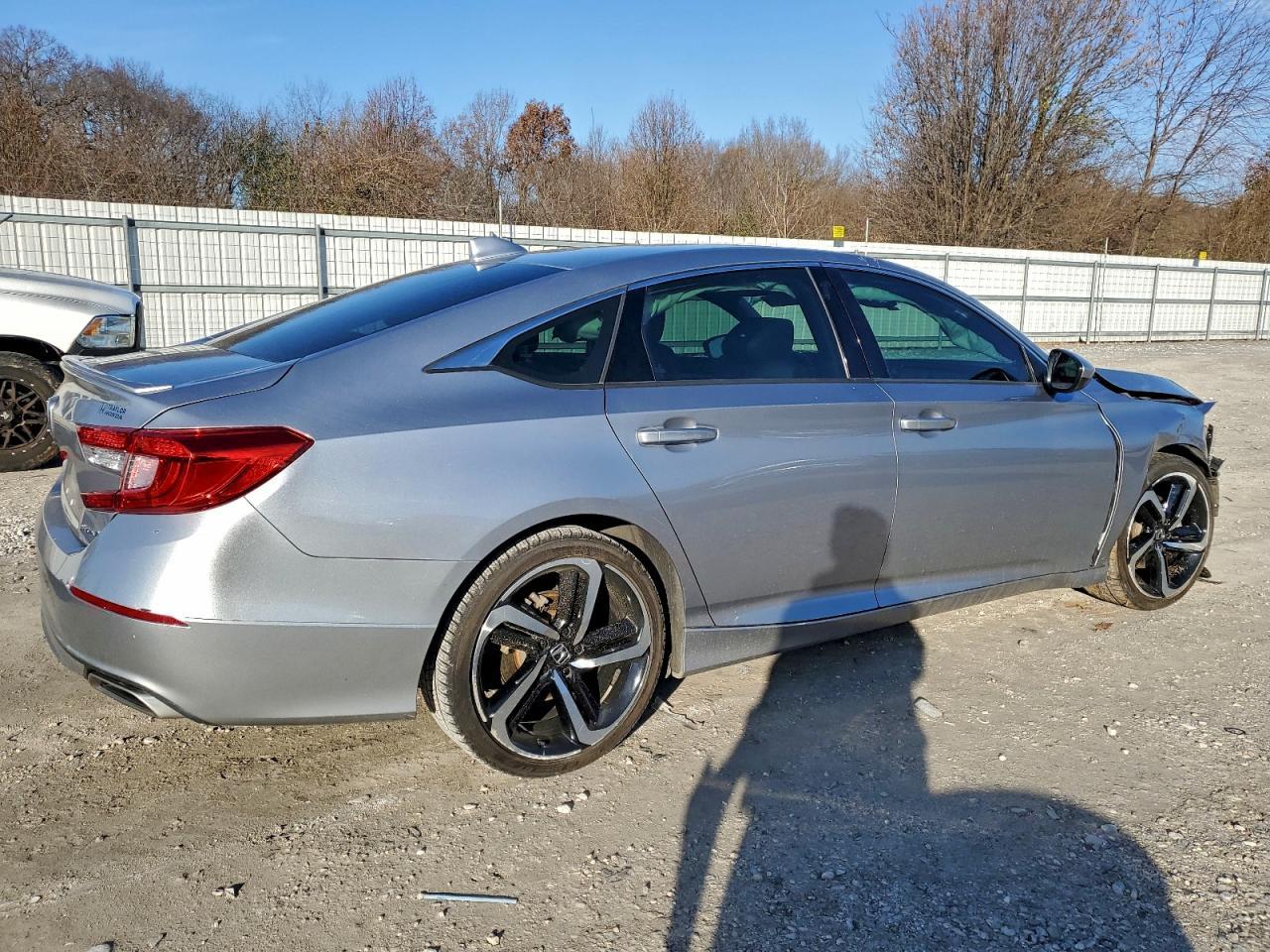 2020 Honda Accord Sport - Image 3