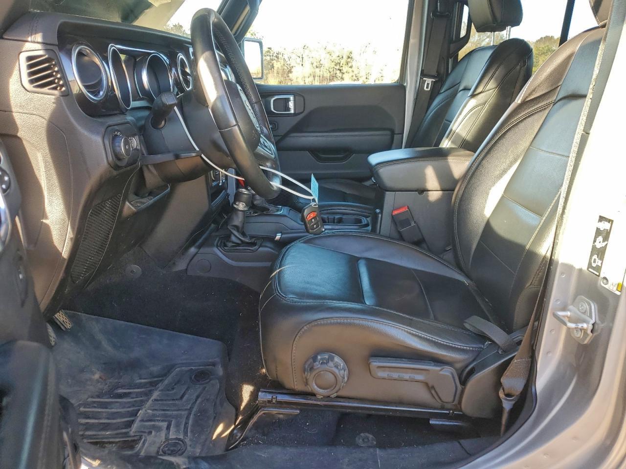 2021 Jeep Wrangler Unlimited Sahara - Фото 7