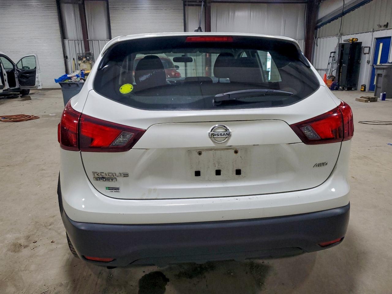2018 Nissan Rogue Sport S - Фото 6