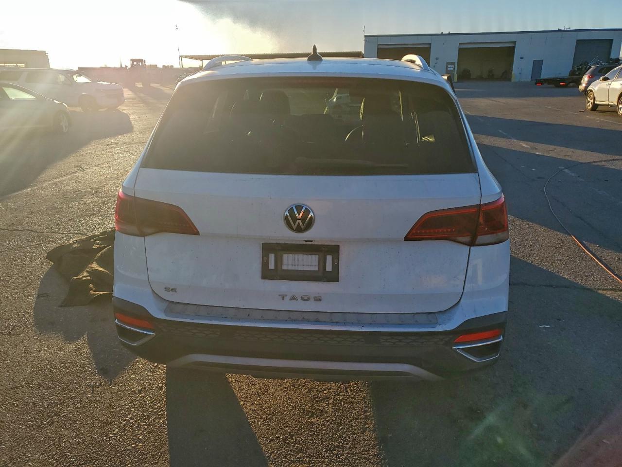 2022 Volkswagen Taos Se Iq Drive - Фото 6