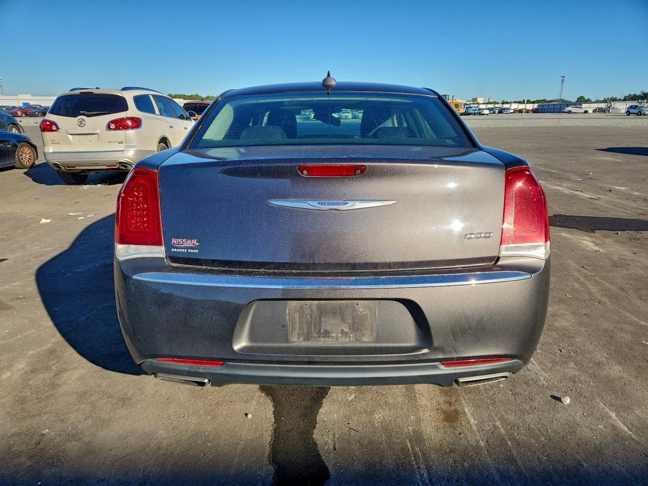 2020 Chrysler 300 Limited - Image 6