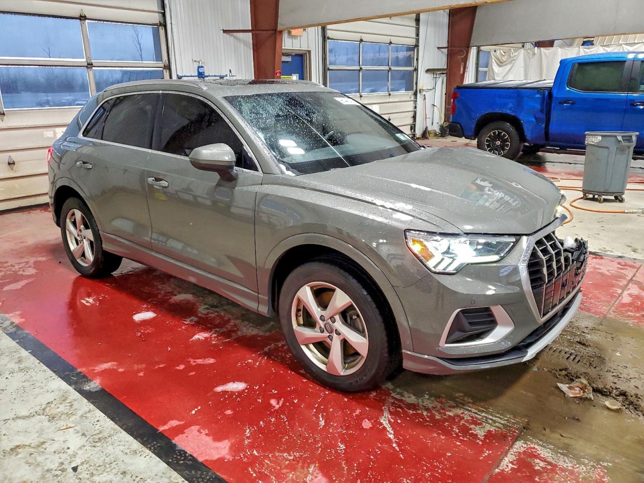 2020 Audi Q3 Premium Plus - Фото 4