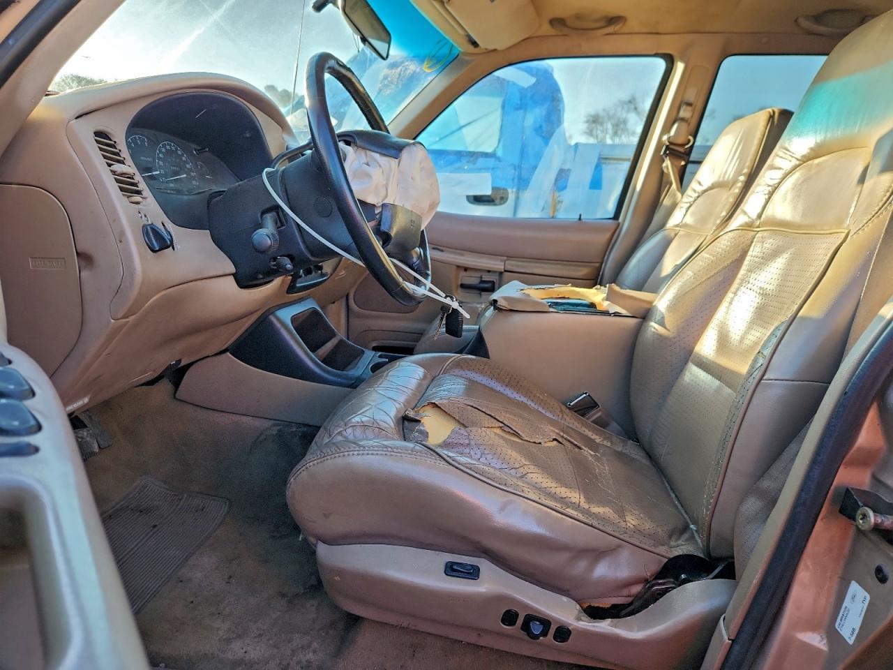 1997 Ford Explorer - Фото 7