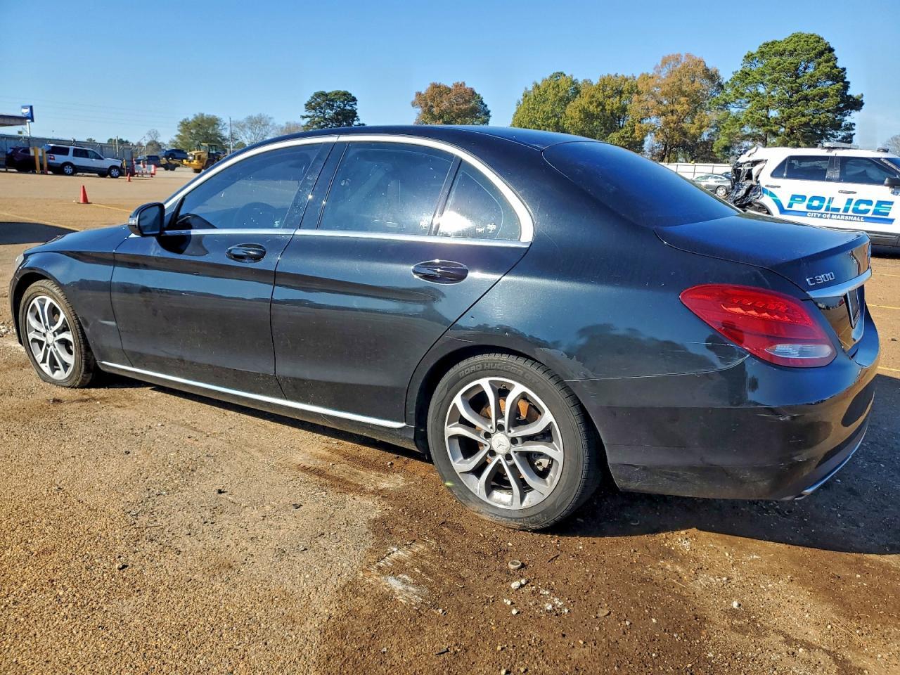 2016 Mercedes-Benz C 300 - Фото 2
