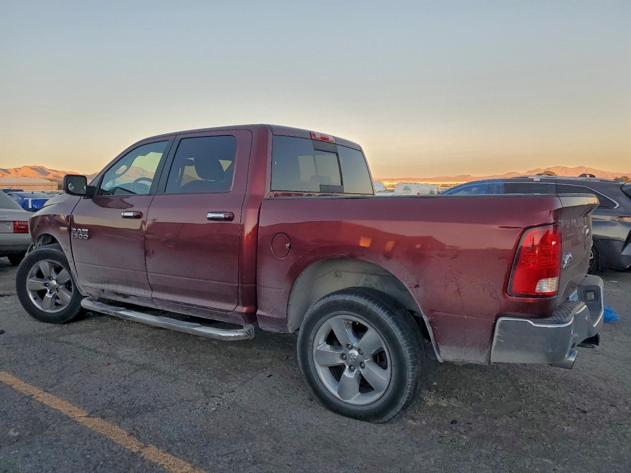 2018 Ram 1500 Slt - Фото 2