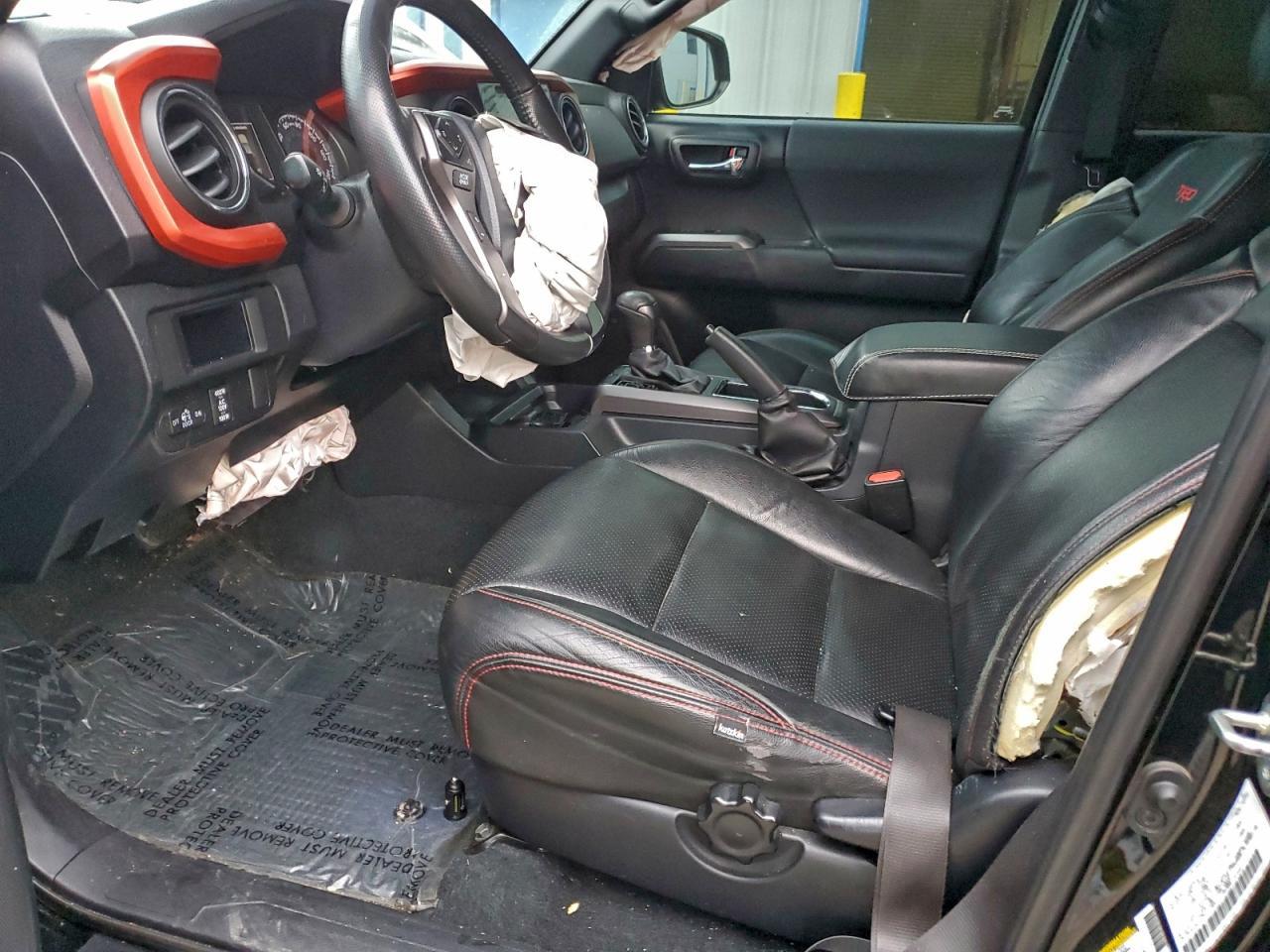 2016 Toyota Tacoma Double Cab - Image 7