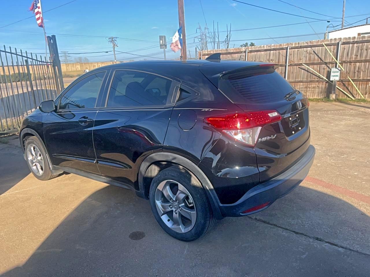 2022 Honda Hr-V Lx - Фото 3