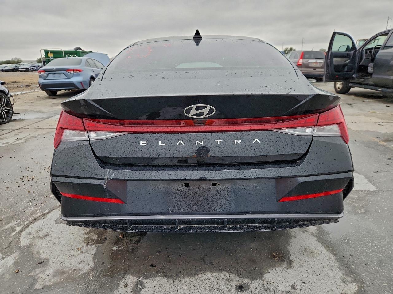 2024 Hyundai Elantra Sel - Image 6