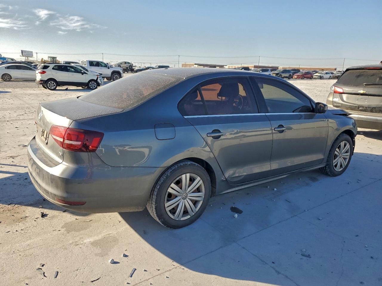 2017 Volkswagen Jetta S - Фото 3