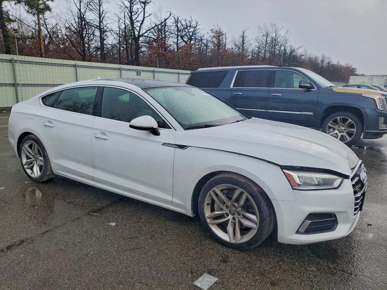 2019 Audi A5 Premium - Фото 4