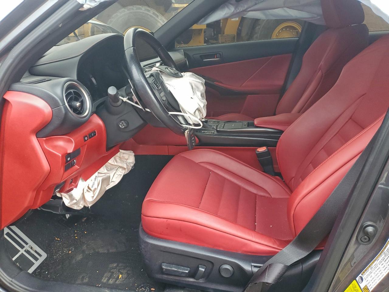 2022 Lexus Is 350 F Sport - Image 7