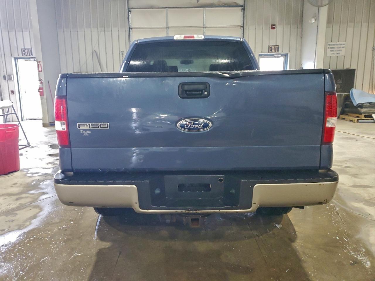 2005 Ford F150 Supercrew - Image 6