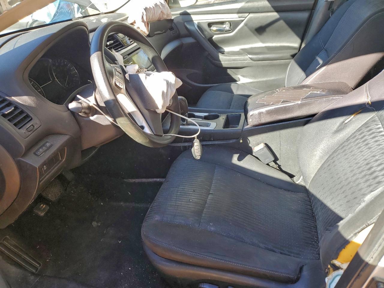 2016 Nissan Altima 2.5 - Image 7