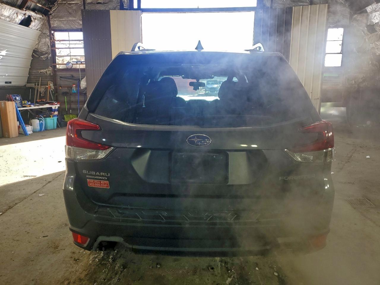 2023 Subaru Forester Premium - Image 6