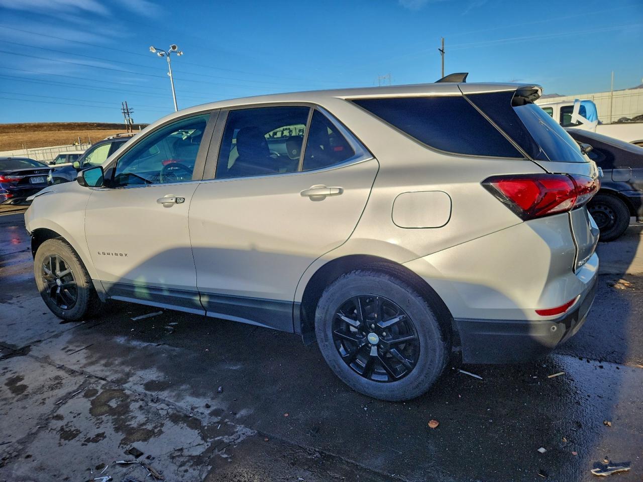 2022 Chevrolet Equinox Lt - Фото 2