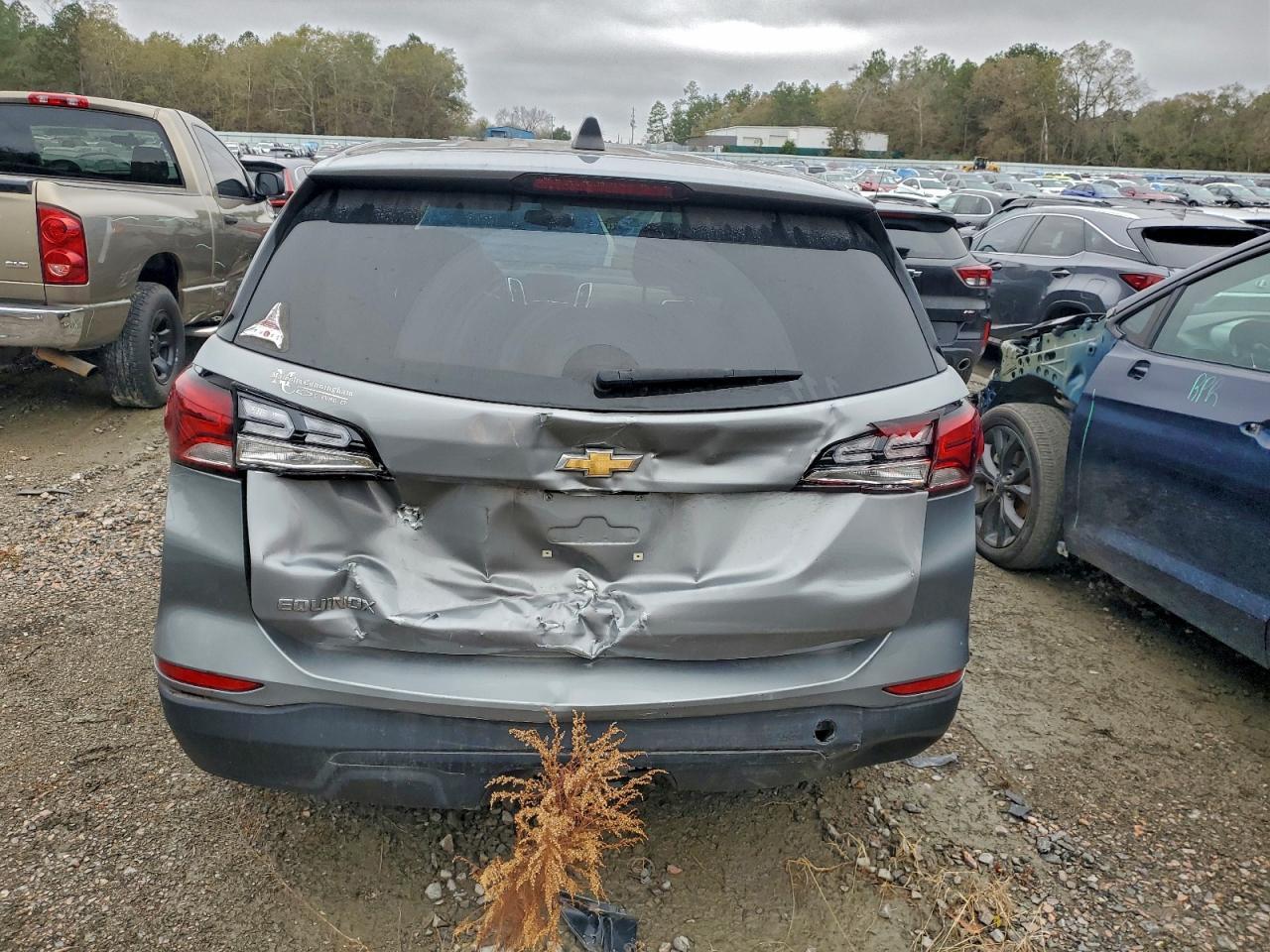 2023 Chevrolet Equinox Ls - Фото 6