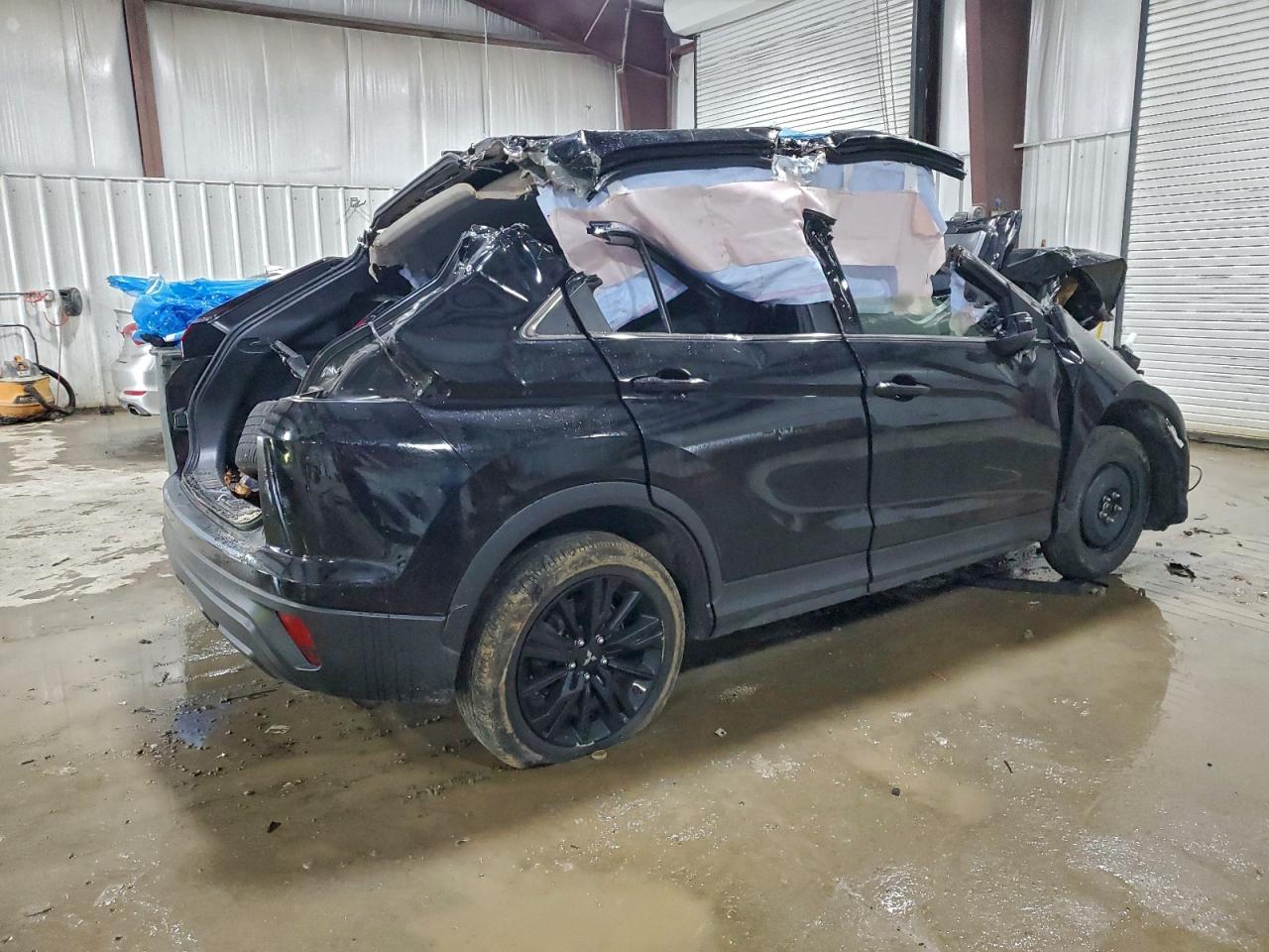 2024 Mitsubishi Eclipse Cross Le - Image 3