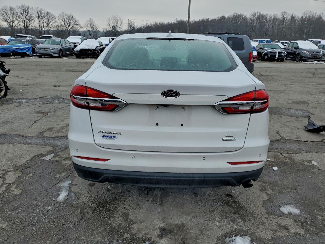 2020 Ford Fusion Se - Фото 6